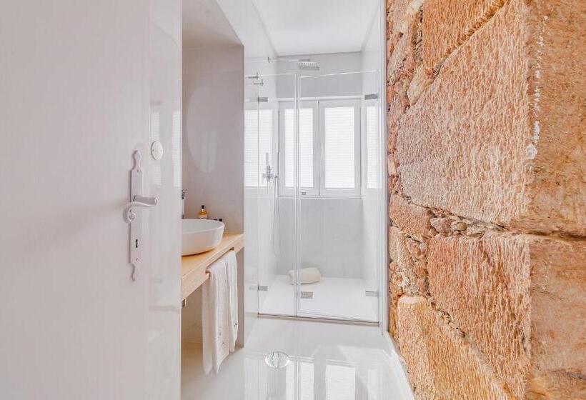 جناح ديلوكس, Casa De Valcova