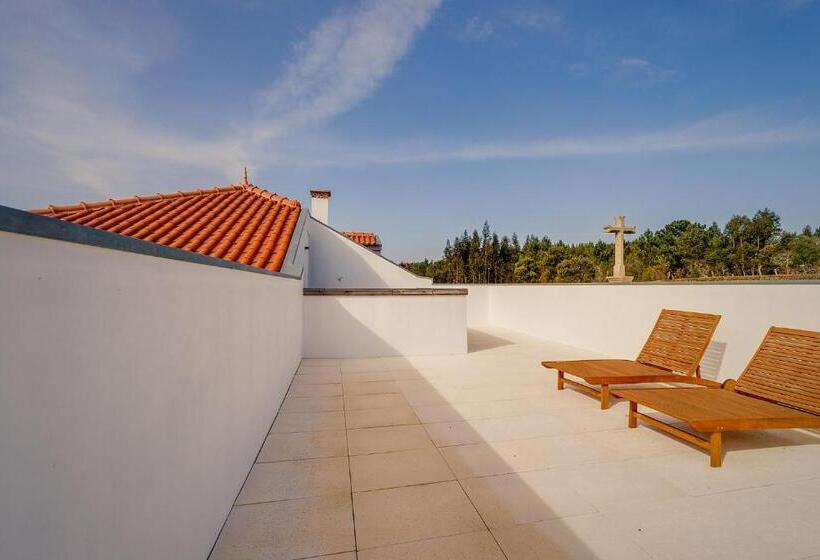 جناح مزود بتراس, Casa De Valcova