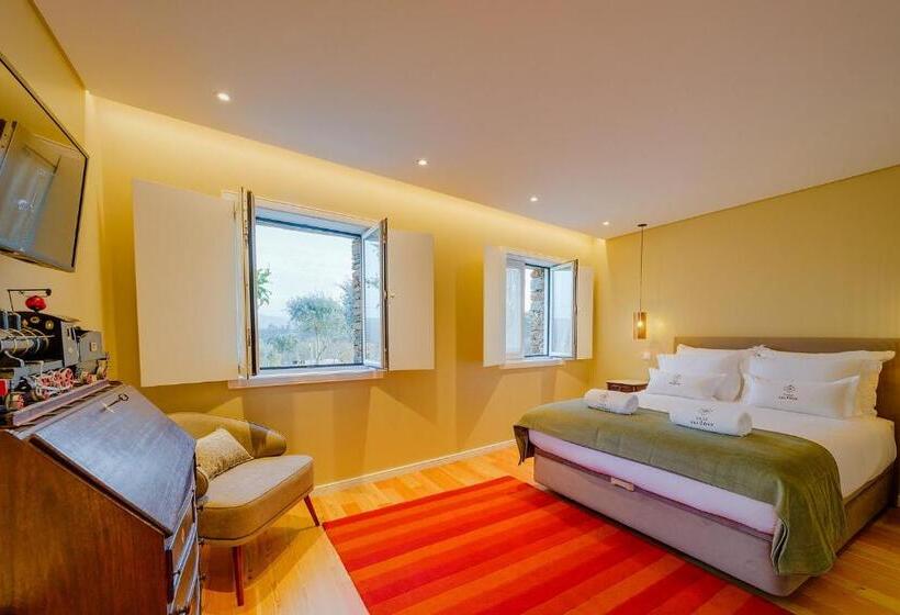 جناح سوبيريور, Casa De Valcova