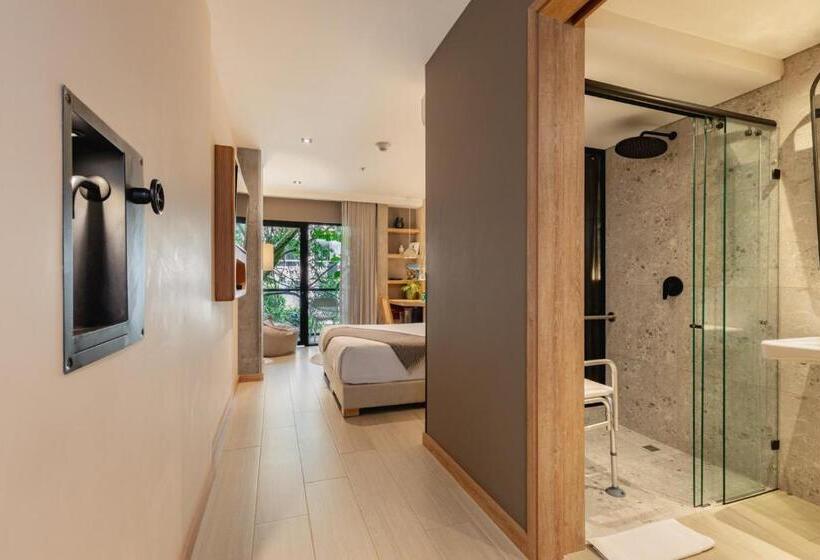Quarto Estandar para Deficientes Físicos, Landmark