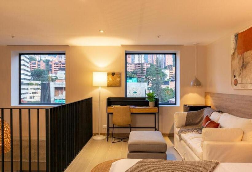 جناح ديلوكس سرير كينج, Landmark