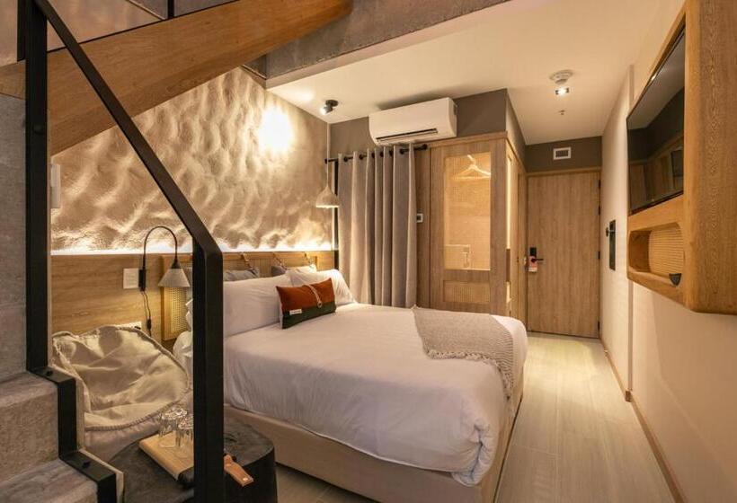 جناح دوبلكس, Landmark