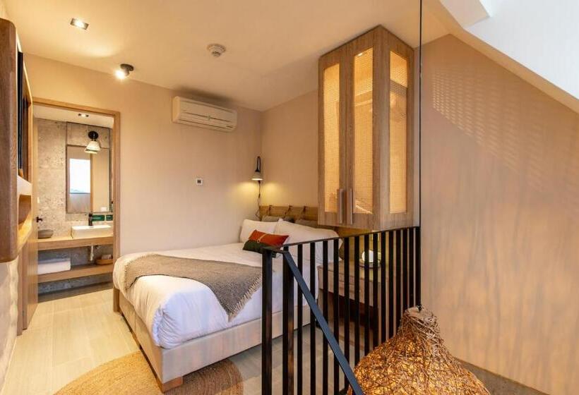 جناح دوبلكس, Landmark