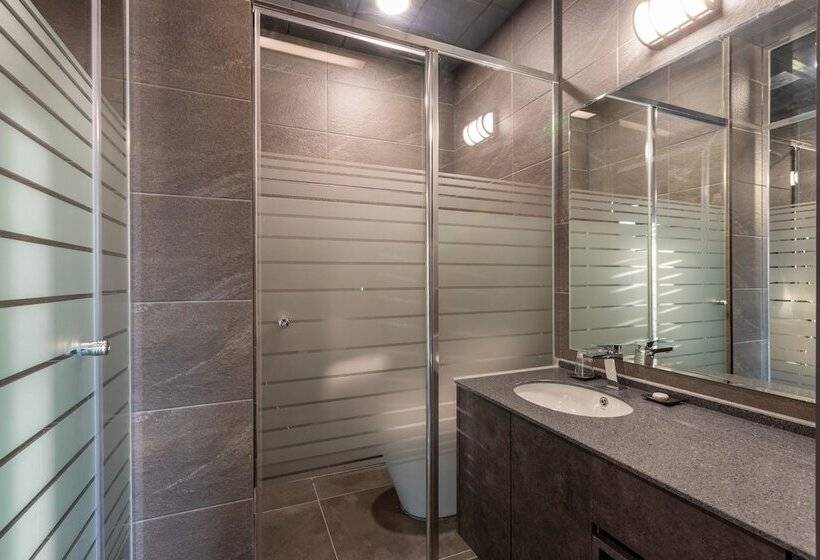 Family Suite, Urban Est