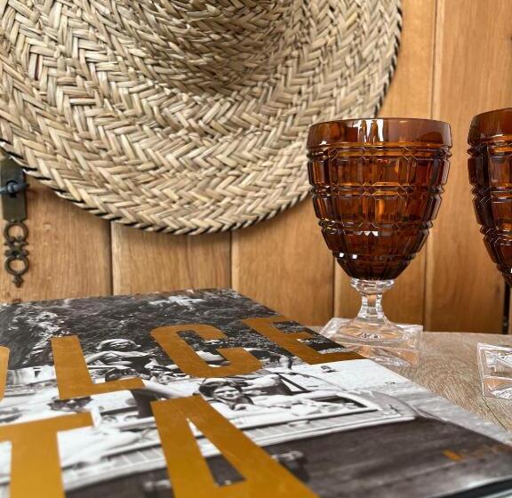 חדר דלוקס נוף לים, Villa Paradis