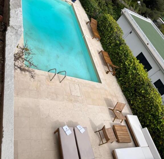 חדר דלוקס נוף לים, Villa Paradis