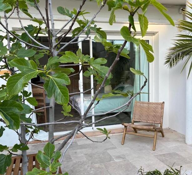 חדר סטנדרט נוף לגינה, Villa Paradis