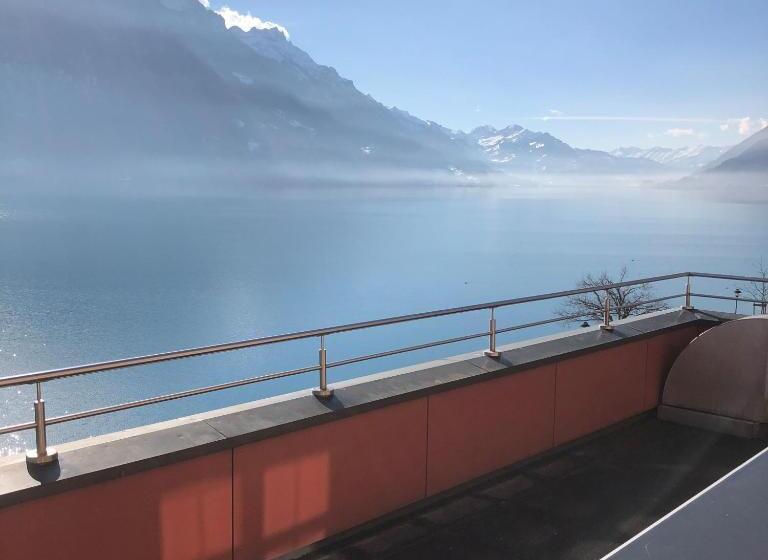 דירת שלושה חדרים, Walz