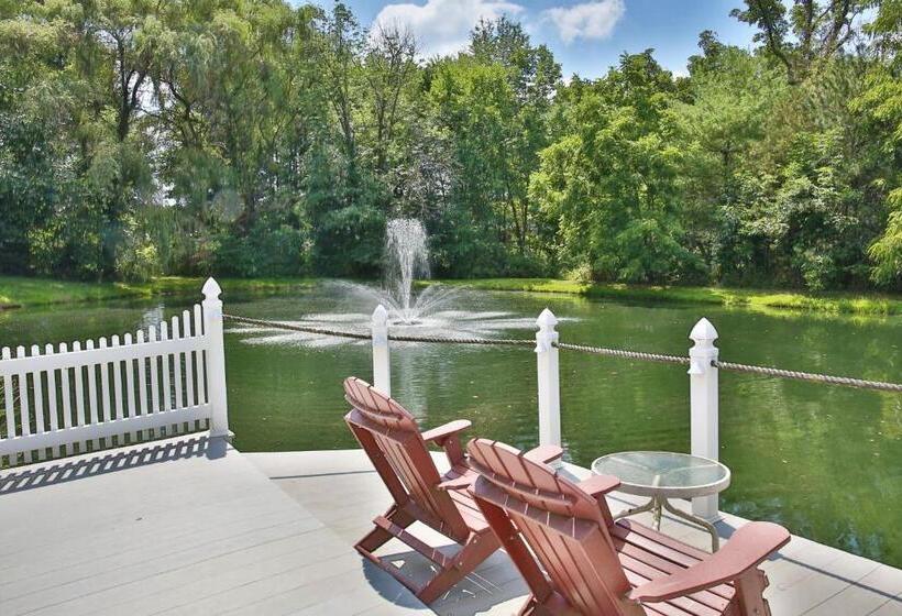 Люкс 2 Спальни, Waterview Lodge By Amish Country Lodging