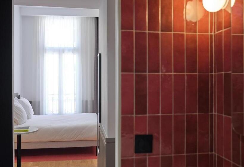 غرفة قياسية سرير كينج, Maison Juste