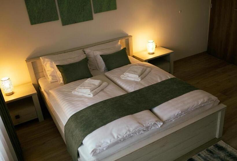 Апартаменты 2 Спальни, Munkácsy Villa Szekszárd