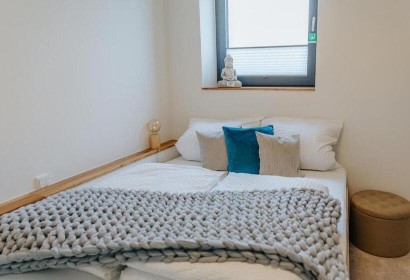 חדר סטנדרט, Village Turmzimmer