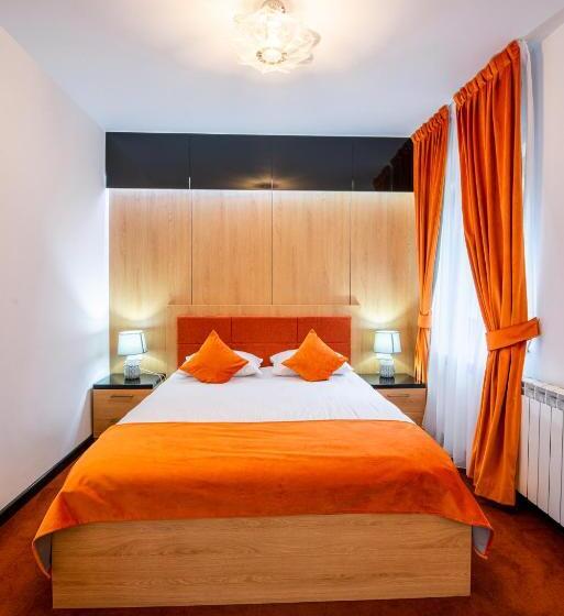 غرفة عائلية, Pensiunea Paradisul Verde