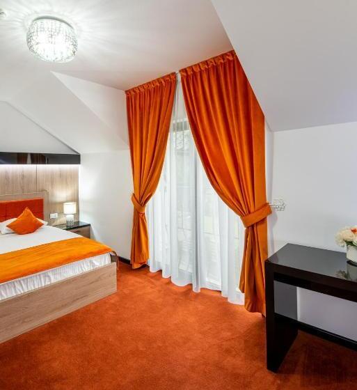 شقة غرفة نوم واحدة مزودة بشُرفة, Pensiunea Paradisul Verde