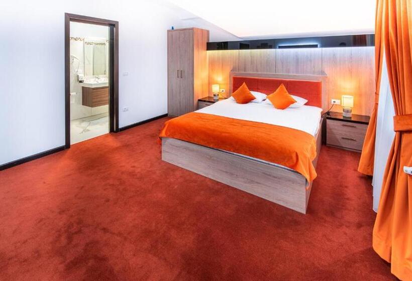 غرفة ديلوكس مزودة بشرفة, Pensiunea Paradisul Verde