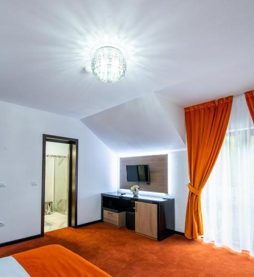 غرفة ديلوكس, Pensiunea Paradisul Verde