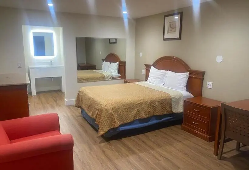 キングサイズベッドのスタンダードルーム, Royale Inn Motel