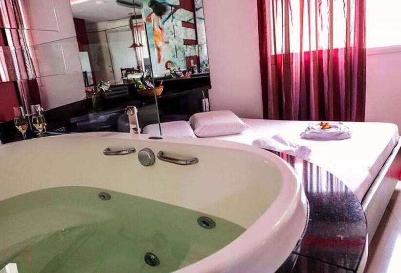 デラックススイート, Taikô Motel By Drops