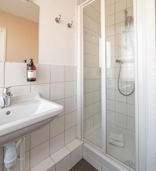 スタンダードルーム, Ucpa Sport Station Hostel Paris