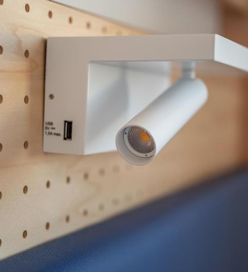 ルームシェアのワンベッド, Ucpa Sport Station Hostel Paris