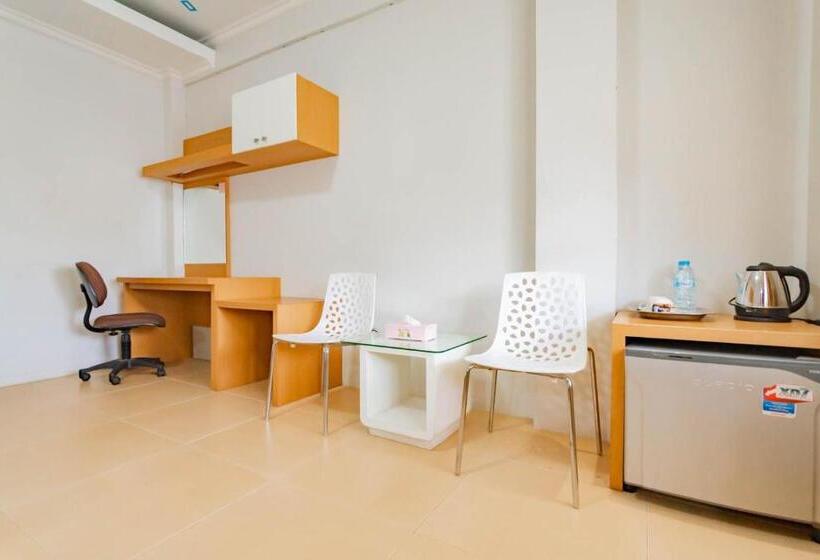 高级大房间, Urbanview Hotel Syariah Dapen Pontianak By Reddoorz