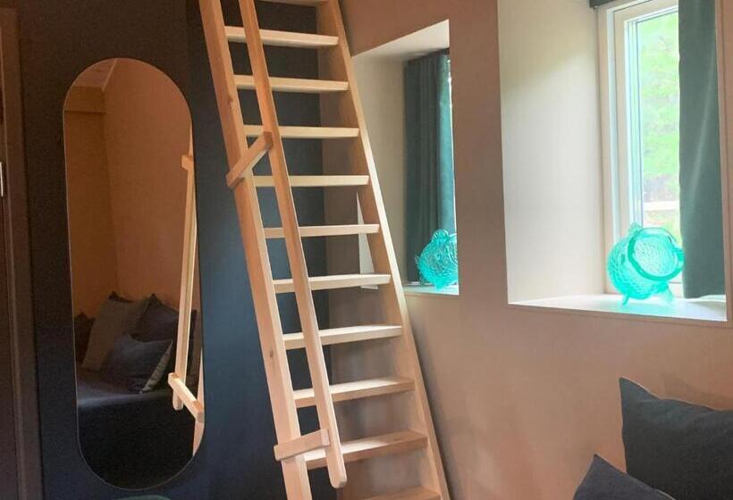 Семейный Номер, Grundéns Hotell
