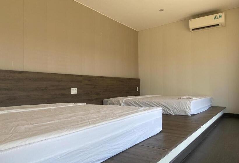 اتاق استاندارد چهار تخته, Homestay Papa Garden