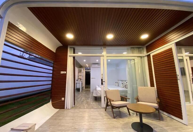 اتاق استاندارد سه تخته با چشمانداز باغ, Homestay Papa Garden