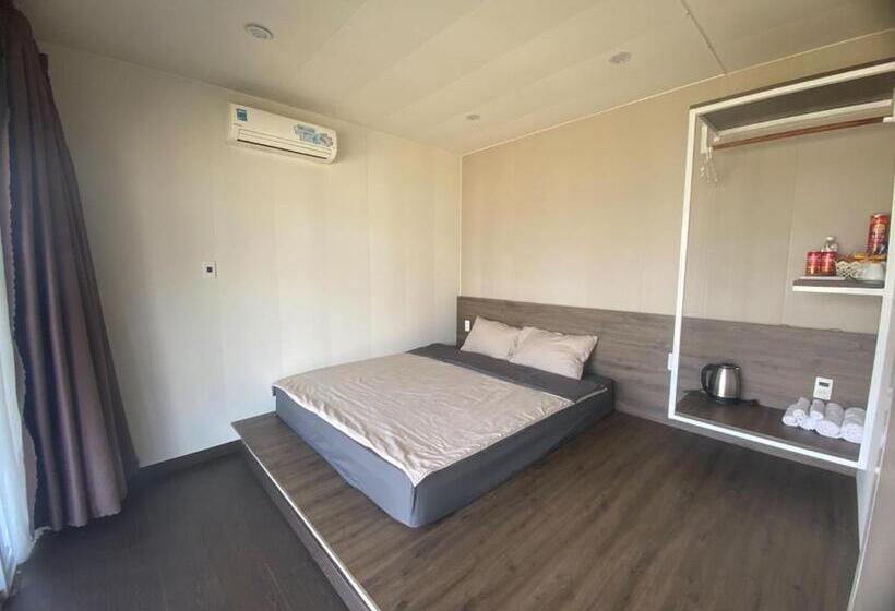 اتاق استاندارد چهارنفره با بالکن, Homestay Papa Garden