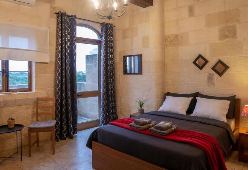 اتاق خانوادگی, Id Dar Ta Censu