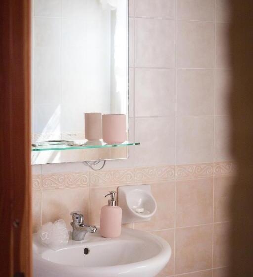 اتاق خانوادگی, Id Dar Ta Censu