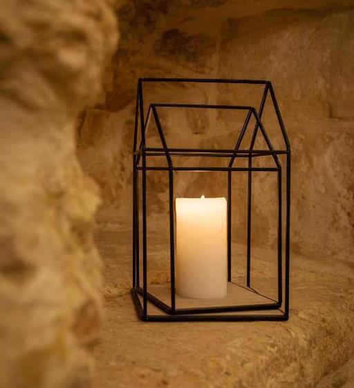 ویلای یک اتاق خوابه با استخر شنا, Id Dar Ta Censu