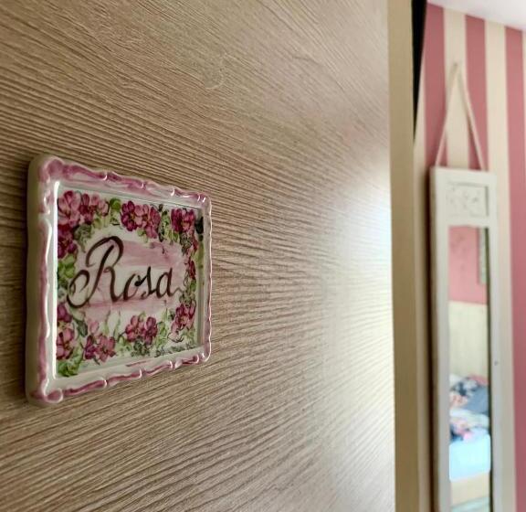 プールビュースタンダードルーム, Villa Poggio Bardolino