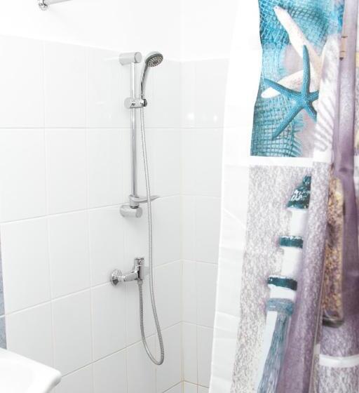 스탠다드 룸, Vila Toate Panzele Sus