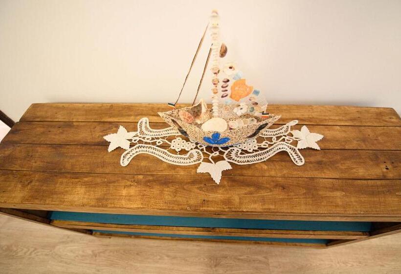 스탠다드 4인용 룸 공용 욕실, Vila Toate Panzele Sus