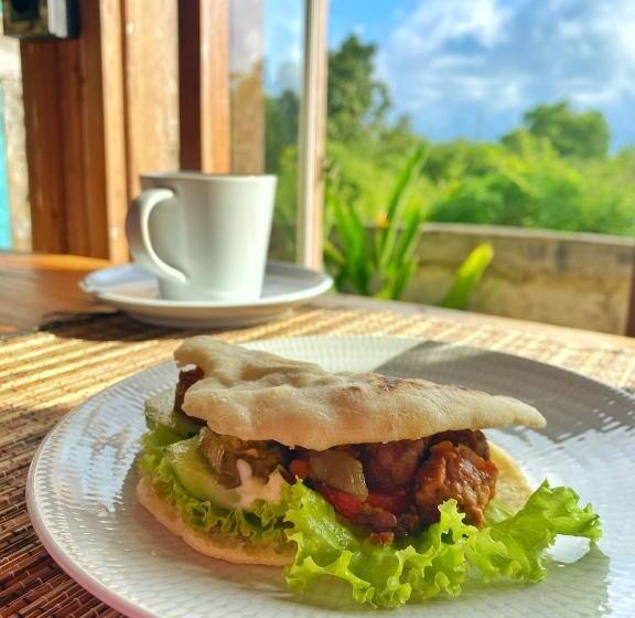 اتاق استاندارد, Pinokkio B&b Restaurant