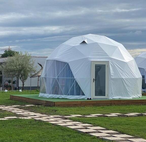Deluxe-perhehuone, Glamping By The Sea