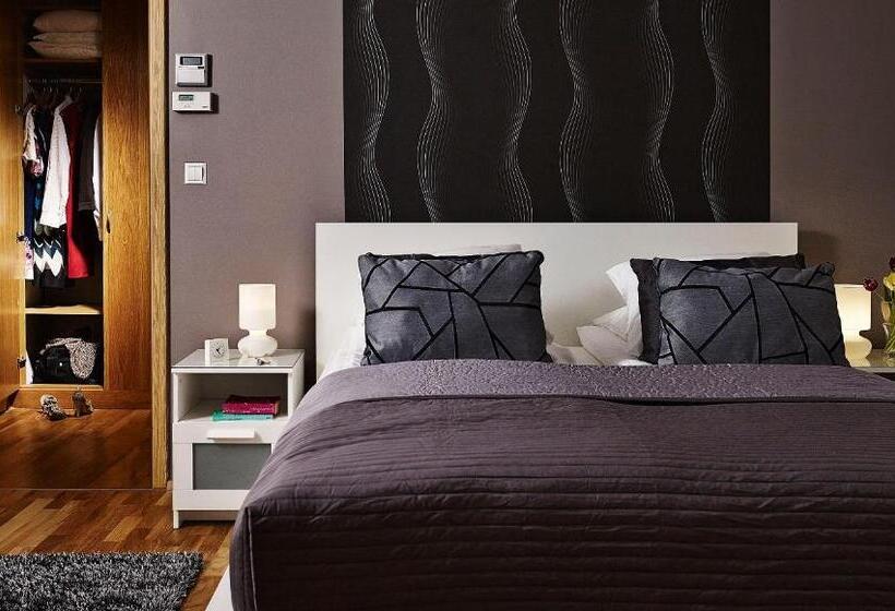 スタンダードスタジオ, 7seasons Apartments Budapest