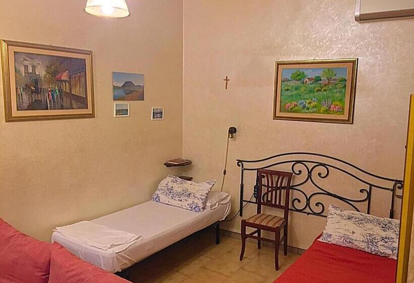 スタンダードトリプルルーム, B&b Gelone