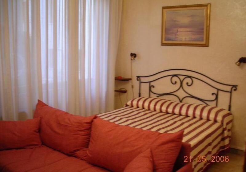 スタンダードトリプルルーム, B&b Gelone