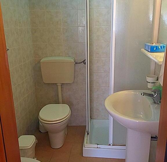 バルコニー付きスタンダードトリプルルーム, B&b Gelone