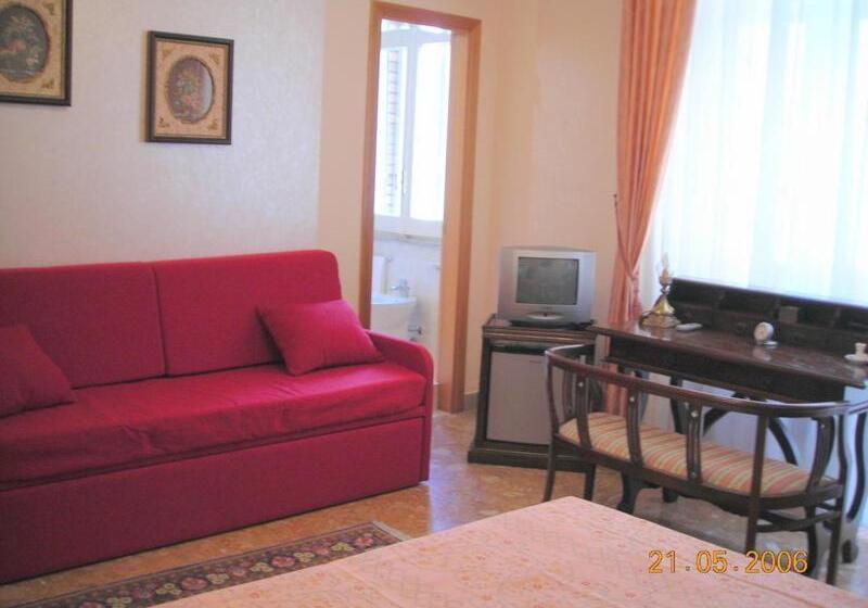 バルコニー付きスタンダードトリプルルーム, B&b Gelone