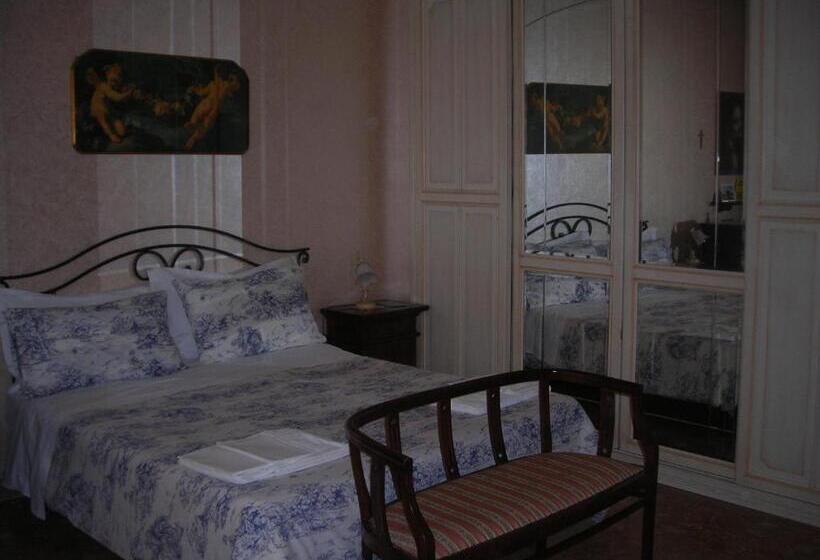 Трехместный Номер Стандарт с Балконом, B&b Gelone