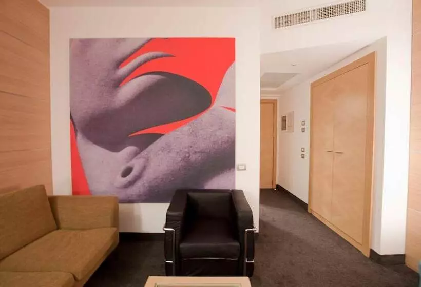 اتاق استاندارد سه نفره, Centrum Palace Hotel & Resorts