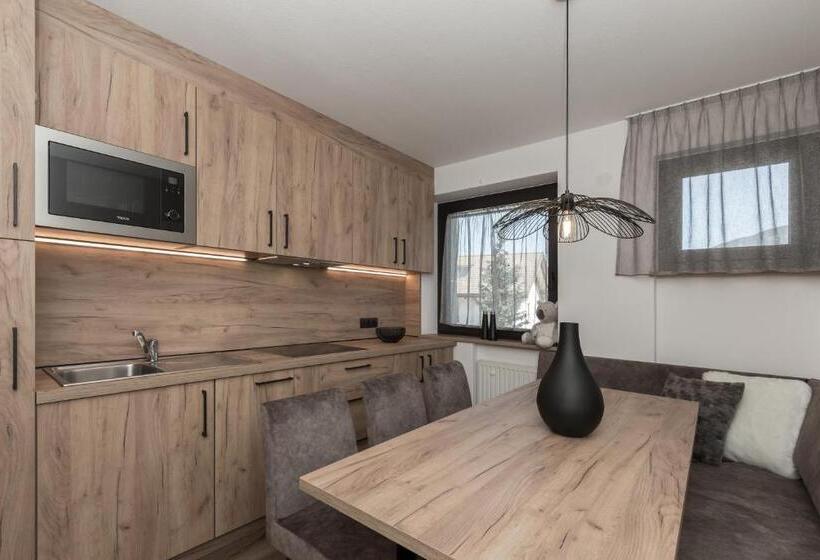 带1个卧室的带阳台的公寓, Family Aparthotel Winklwiese