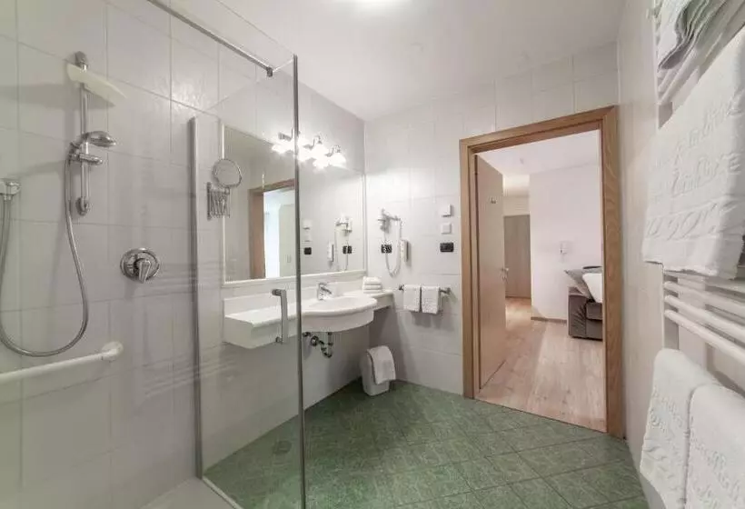 １ベッドルームのスーペリアアパートメント, Family Aparthotel Winklwiese