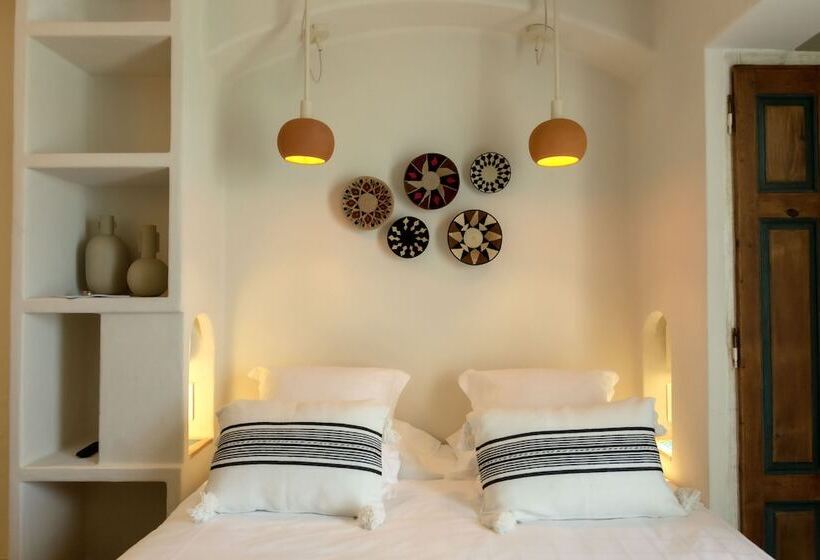 اتاق کلاسیک, Casa Santini X Roc Seven