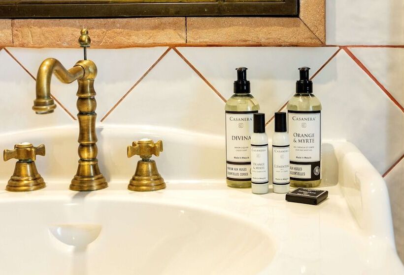 اتاق راحتی, Casa Santini X Roc Seven