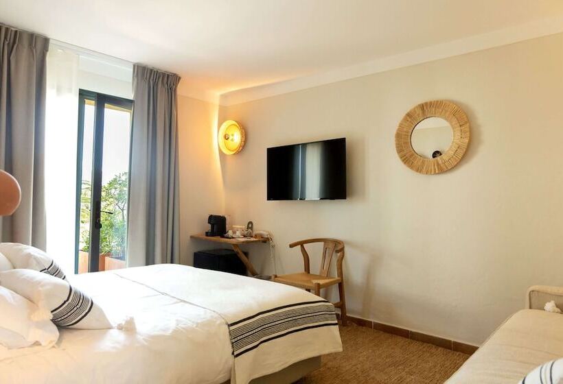 اتاق راحتی, Casa Santini X Roc Seven