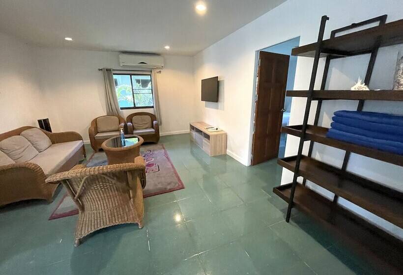 Family Suite, Dolphin Bay Beach Resort